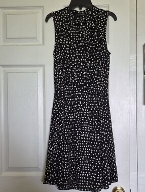 Banana Republic Black Tie-Neck Sleeveless Dress with White Polka Dots. XS
